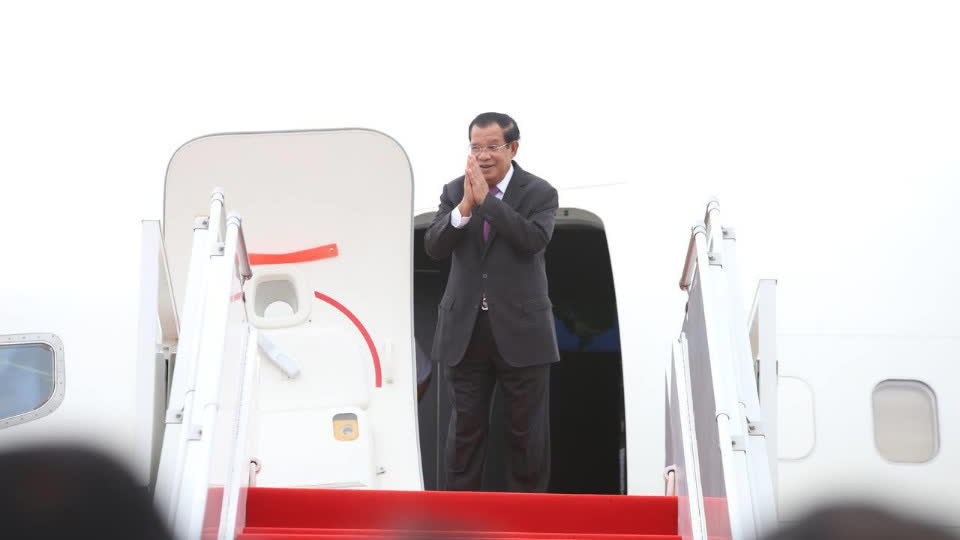 柬埔寨总理洪森已经率领代表团前往美国
