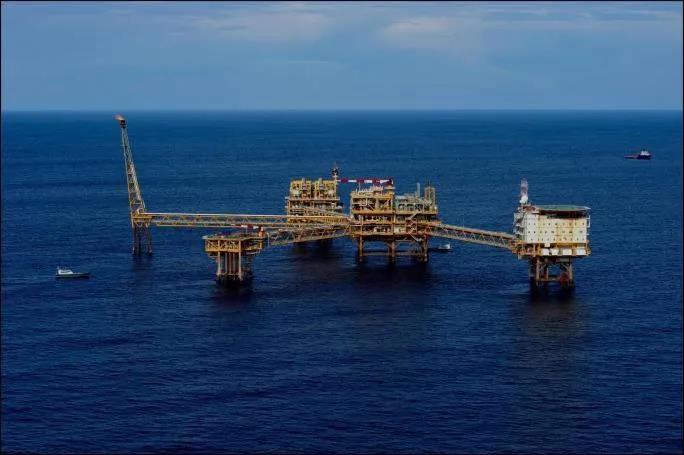 海岸资本法国石油公司终止与缅军油气的合作关系