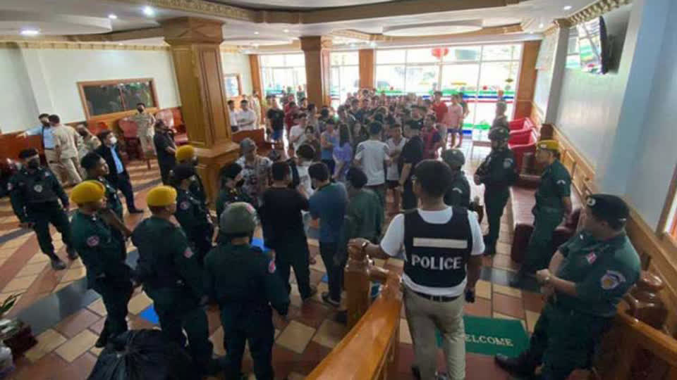 疑遭贩卖！75名外国人从柬埔寨赌场获救