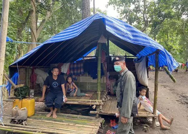 缅甸冲突再起 上千缅民逃至泰国避难