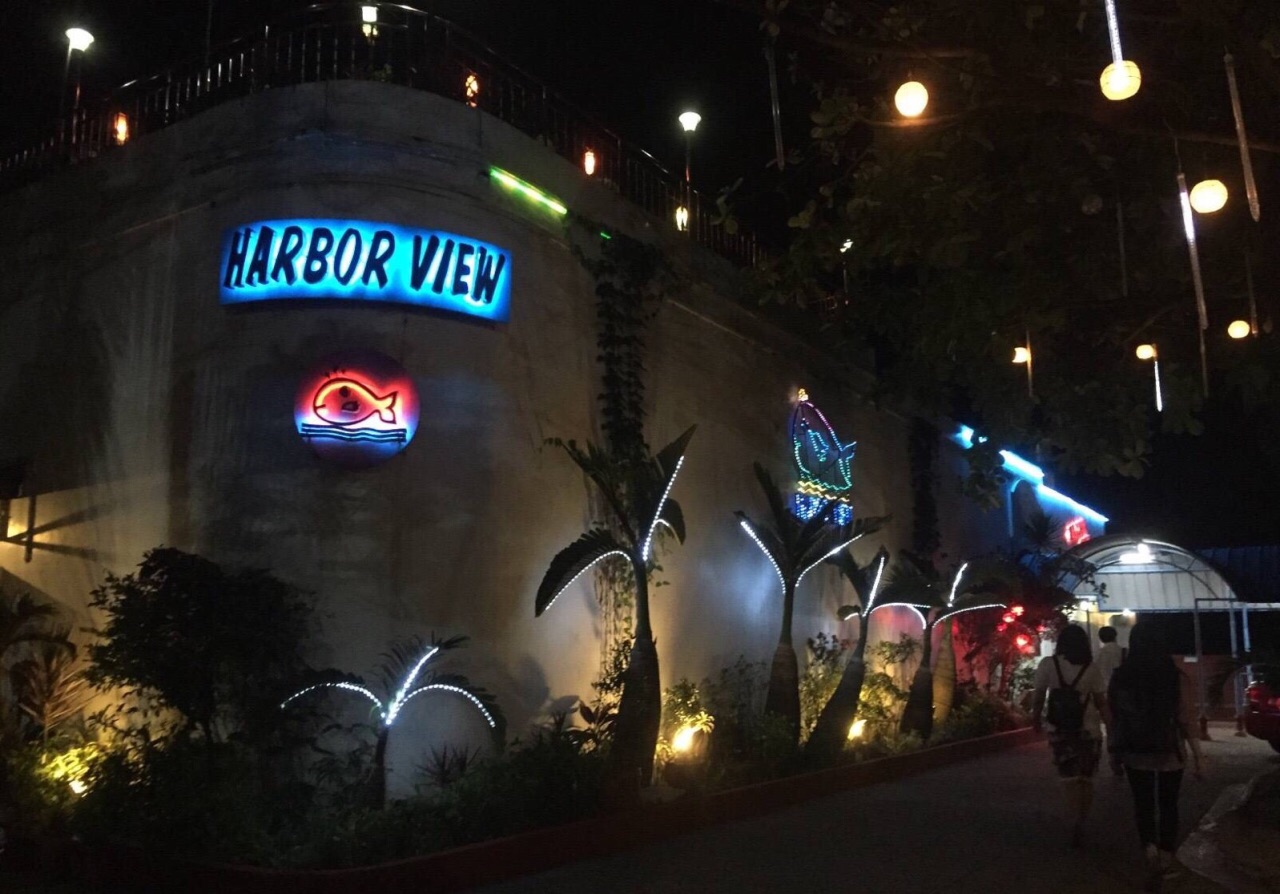 Harbor View Restaurant - Manil... / South Gate A, Rizal Park, Katigbak Park, Manila, Philippines