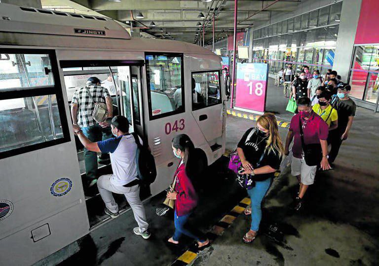 LTFRB将为受15号罢工影响的通勤者提供免费乘车服务