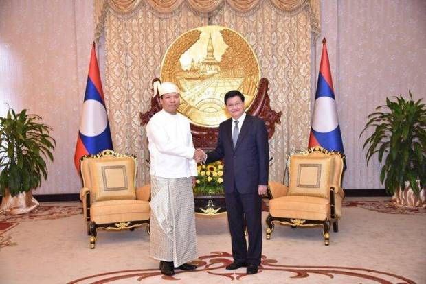 缅甸驻老挝大使原缅军东南军区司令妙岱乌少将向老挝总理递交国书