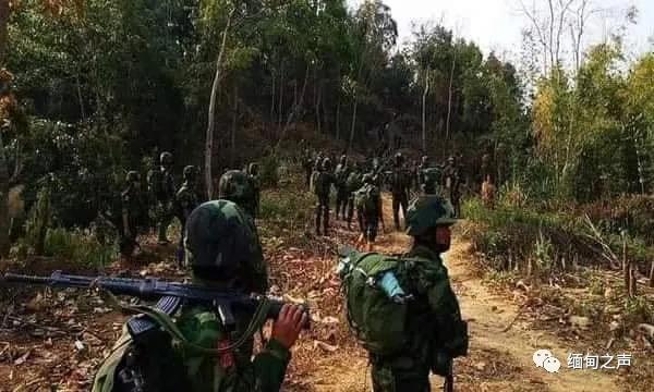 缅甸军方出动战机激战，无视泰军警告，7枚炮弹越境