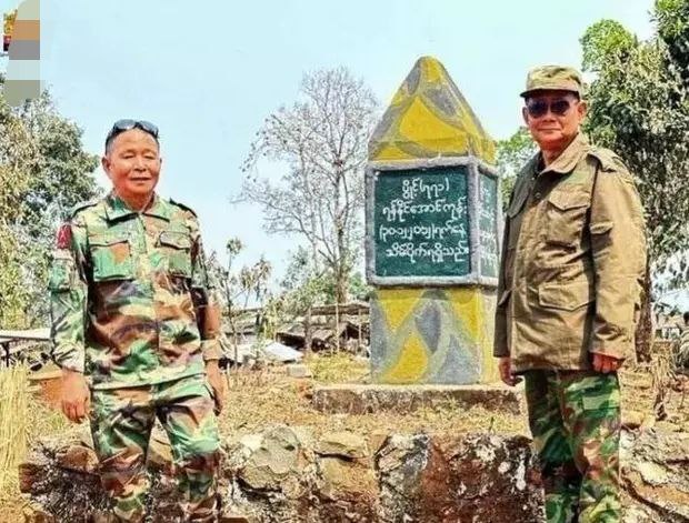 缅甸国防部长作为民族团结政府的一员